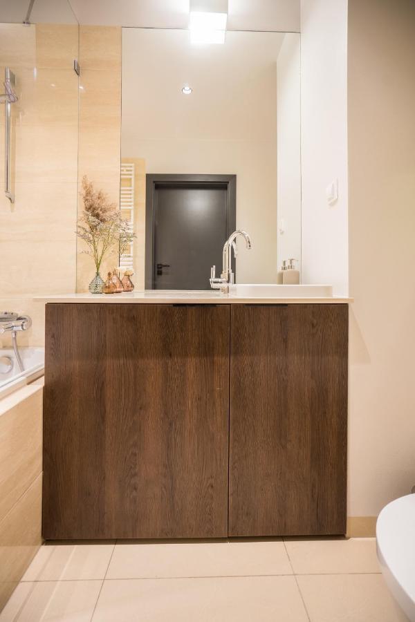 Oomph Warsaw Central Luxurious Air-Conditioned Apartment With Balcony Esterno foto