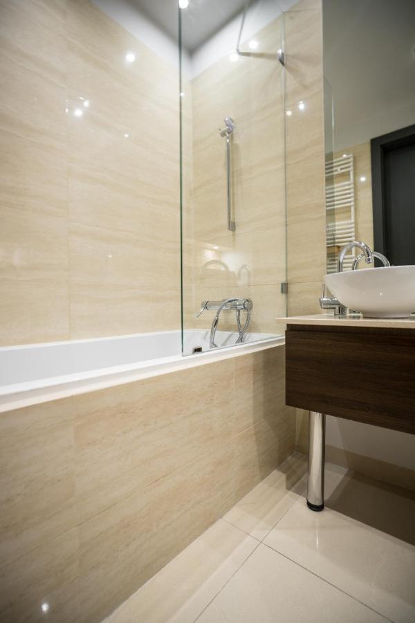 Oomph Warsaw Central Luxurious Air-Conditioned Apartment With Balcony Esterno foto